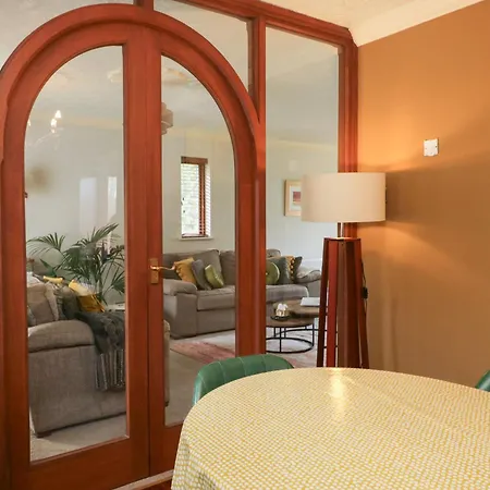 Kempton * Bowness-on-Windermere